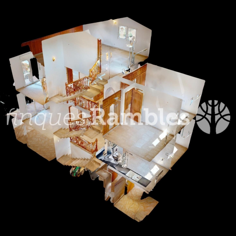 CASA EN VENTA A LES COMES, IMMILLORABLE UBICACIO!!!