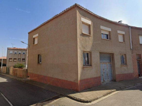 CASA A CALAF PER PERSONALITZAR
