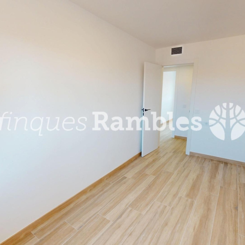 NOVA PROMOCIÓ EN VENDA A PLE CENTRE D´IGUALADA!