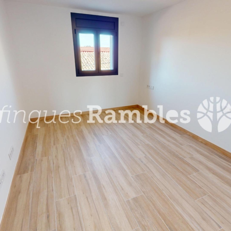 NOVA PROMOCIÓ EN VENDA A PLE CENTRE D´IGUALADA!