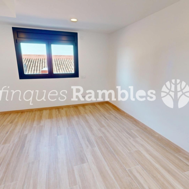 NOVA PROMOCIÓ EN VENDA A PLE CENTRE D´IGUALADA!