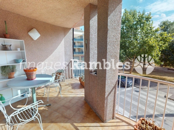 Casa àmplia en una ubicació privilegiada de Set Camins
