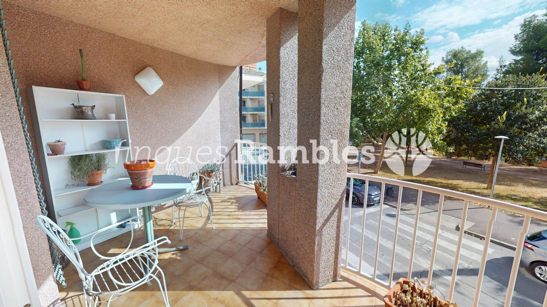 Casa àmplia en una ubicació privilegiada de Set Camins