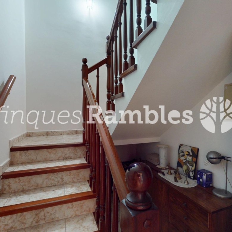 Casa àmplia en una ubicació privilegiada de Set Camins