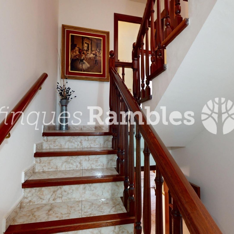 Casa àmplia en una ubicació privilegiada de Set Camins