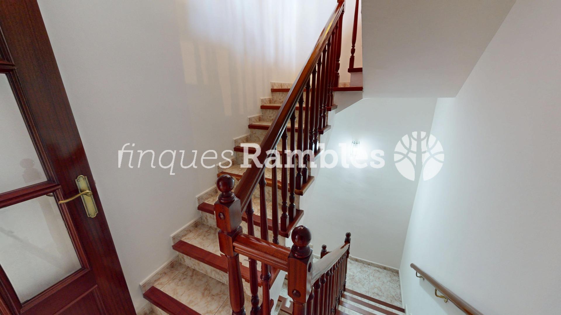 Casa àmplia en una ubicació privilegiada de Set Camins