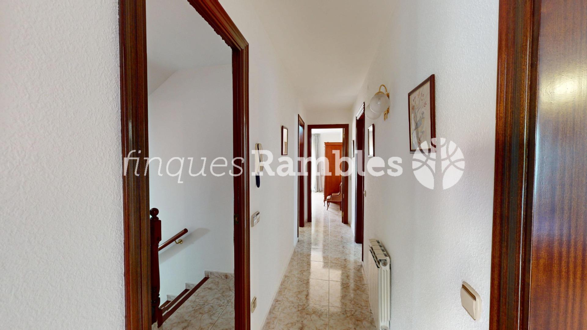Casa àmplia en una ubicació privilegiada de Set Camins