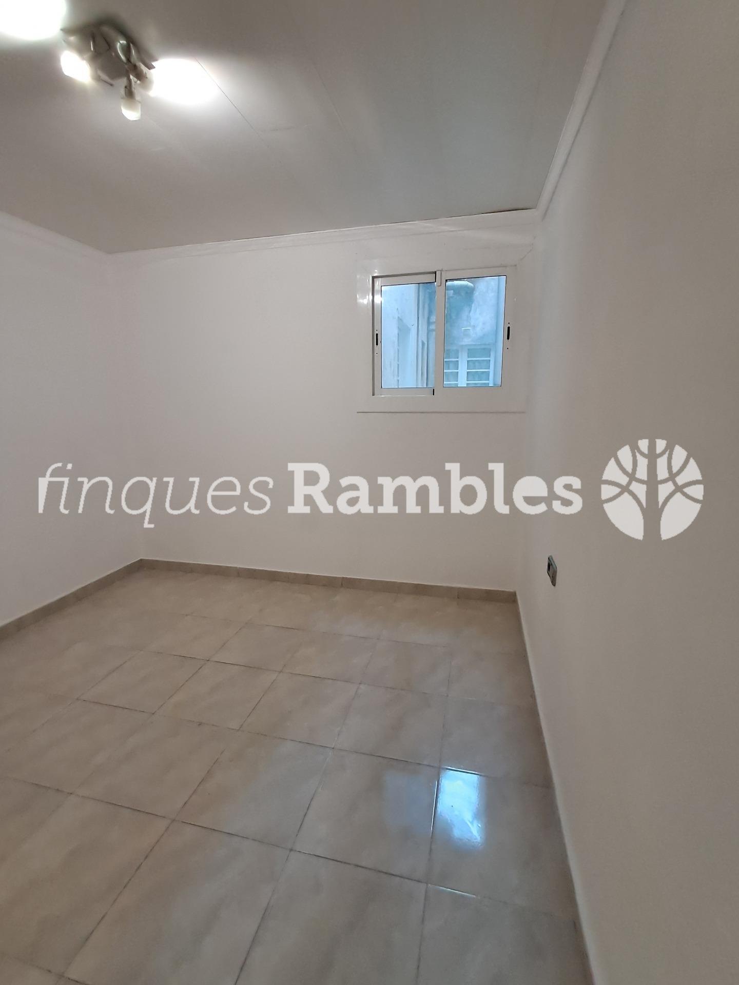 Piso en venta a Igualada zona mercat la Masuca