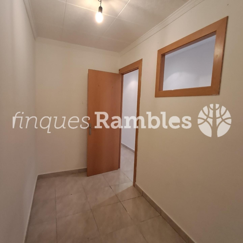Piso en venta a Igualada zona mercat la Masuca