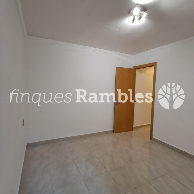 Piso en venta a Igualada zona mercat la Masuca