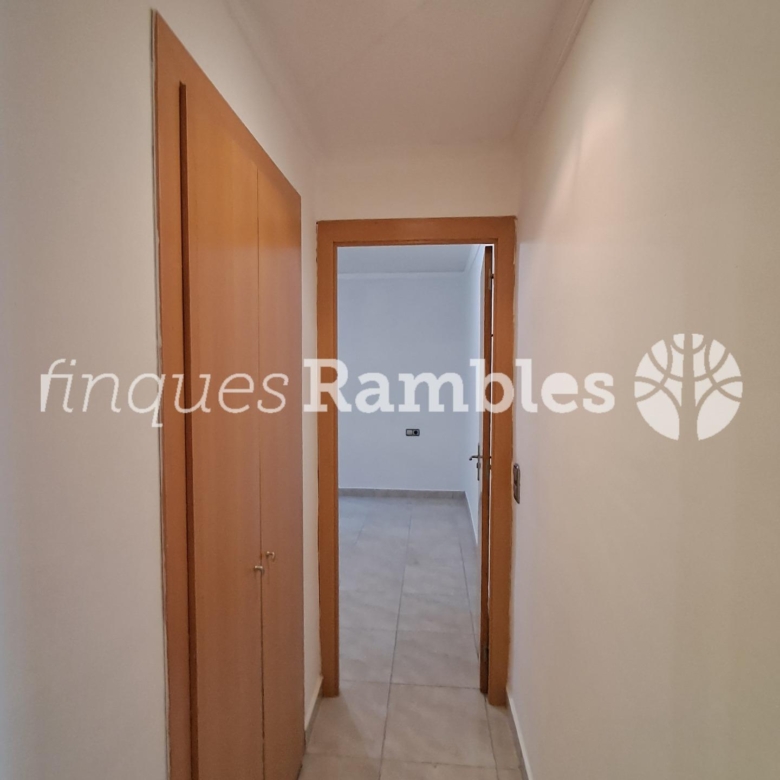Piso en venta a Igualada zona mercat la Masuca