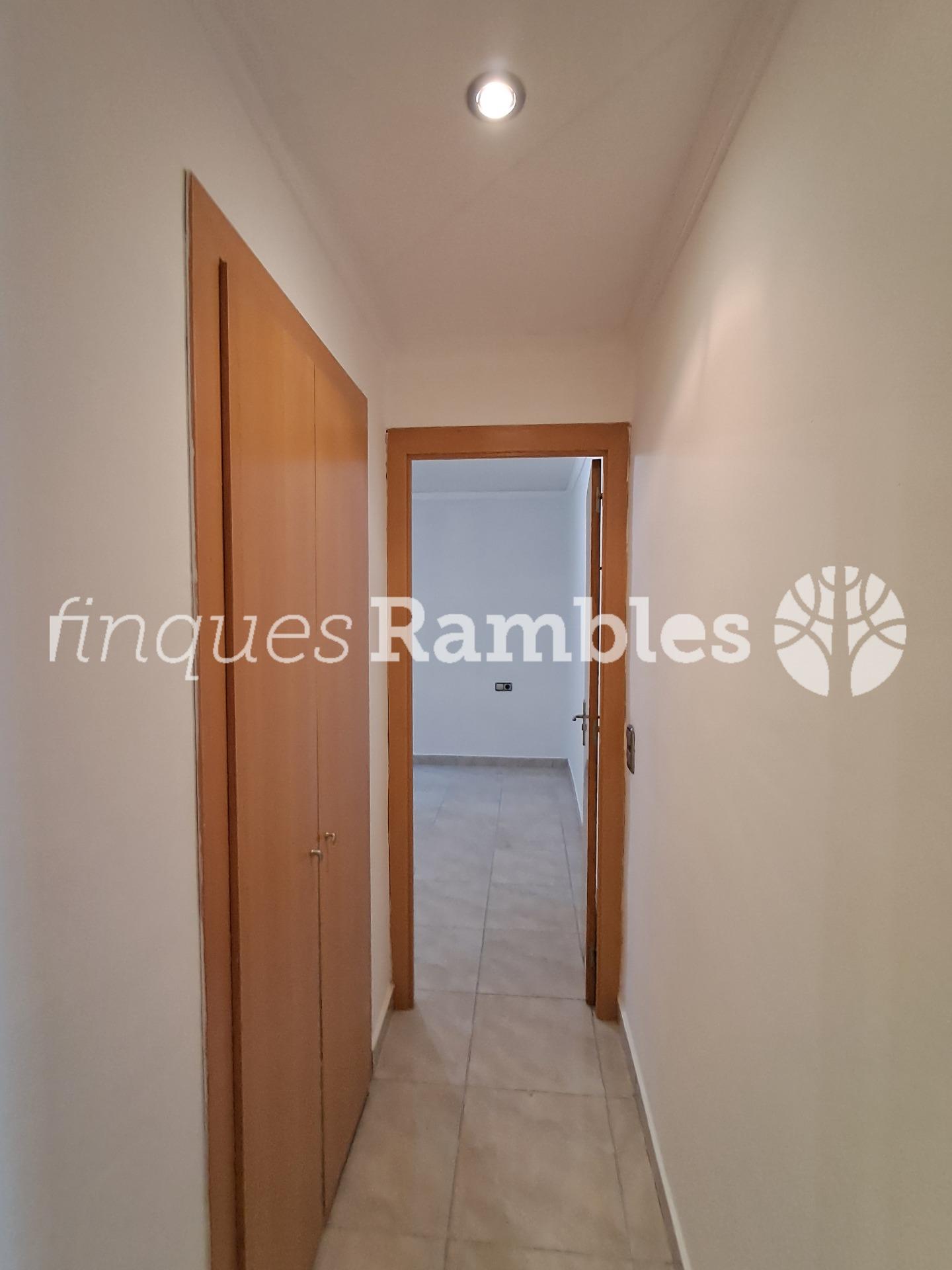 Piso en venta a Igualada zona mercat la Masuca