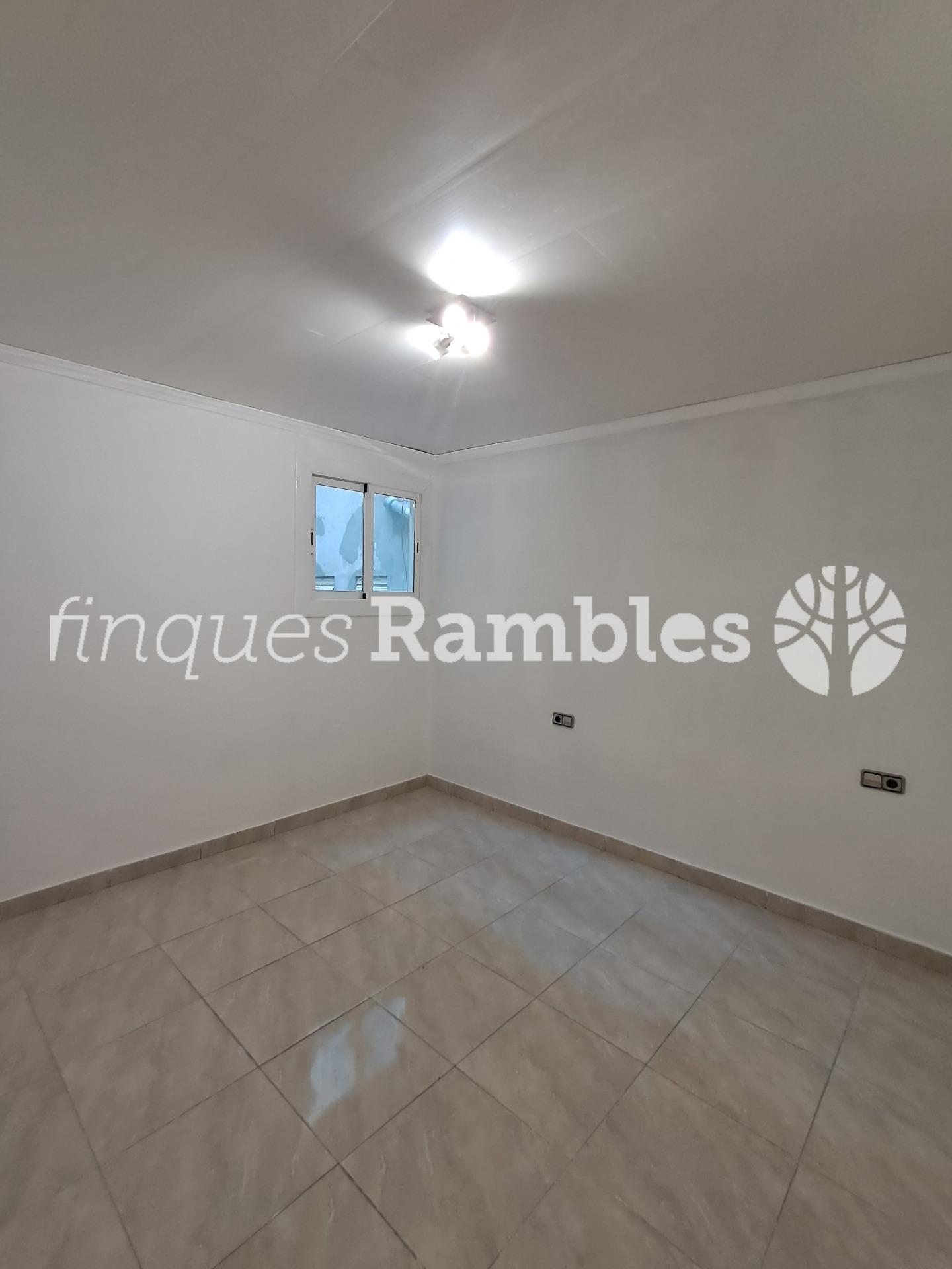 Piso en venta a Igualada zona mercat la Masuca