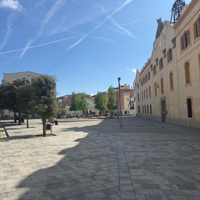 CASA PER REHABILITAR, A LA PLAÇA CASTELLS