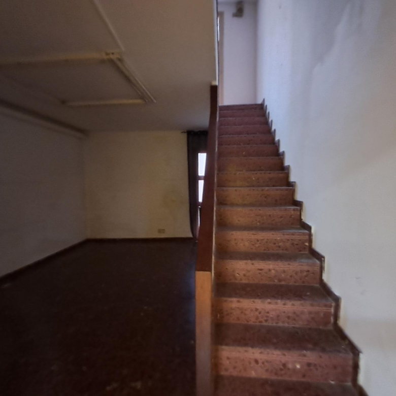 Excelente local comercial en pleno centro de Igualada.