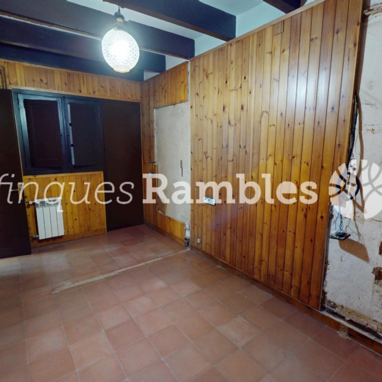 UN PETIT REFUGI AMB ENCANT AL COR DE COPONS